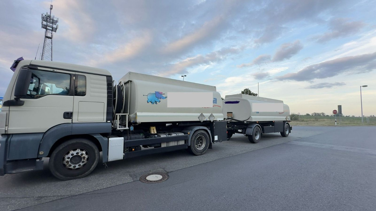 MAN TGS 18.440 4X2 BL A3 (Oben+Untenbefüllung) - Säiliöauto: kuva MAN TGS 18.440 4X2 BL A3 (Oben+Untenbefüllung) - Säiliöauto MAN TGS 18.440 4X2 BL A3 (Oben+Untenbefüllung) - Säiliöauto: kuva MAN TGS 18.440 4X2 BL A3 (Oben+Untenbefüllung) - Säiliöauto