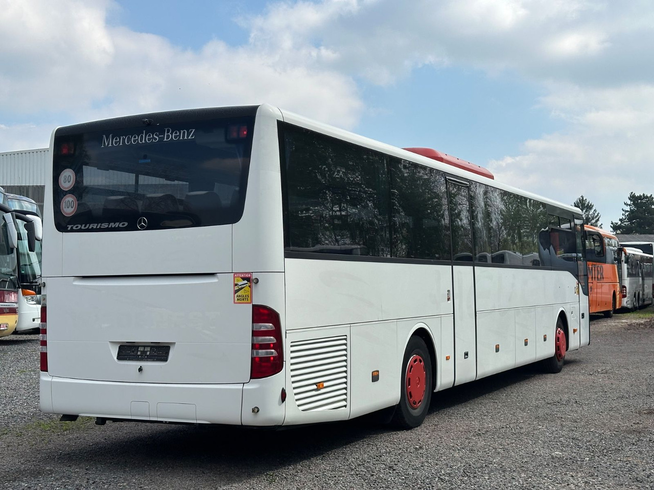 Mercedes-Benz O 350 Tourismo RH-M/2A (58 Sitze*WC*TOP) - Turistibussi: kuva Mercedes-Benz O 350 Tourismo RH-M/2A (58 Sitze*WC*TOP) - Turistibussi Mercedes-Benz O 350 Tourismo RH-M/2A (58 Sitze*WC*TOP) - Turistibussi: kuva Mercedes-Benz O 350 Tourismo RH-M/2A (58 Sitze*WC*TOP) - Turistibussi