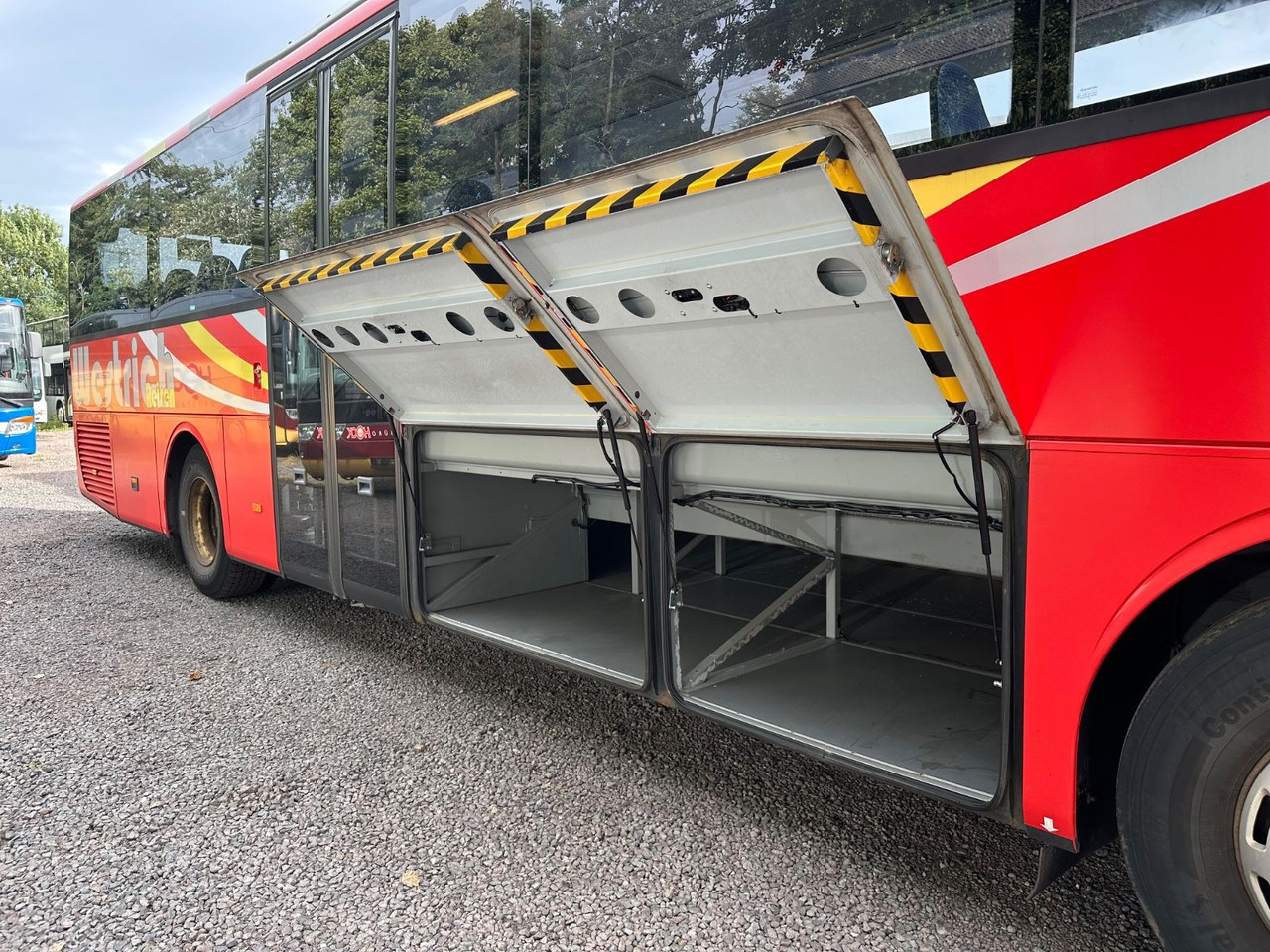 Mercedes-Benz O550 Integro (56 Sitze*Klima*Schalt) - Esikaupunkien linja: kuva Mercedes-Benz O550 Integro (56 Sitze*Klima*Schalt) - Esikaupunkien linja Mercedes-Benz O550 Integro (56 Sitze*Klima*Schalt) - Esikaupunkien linja: kuva Mercedes-Benz O550 Integro (56 Sitze*Klima*Schalt) - Esikaupunkien linja