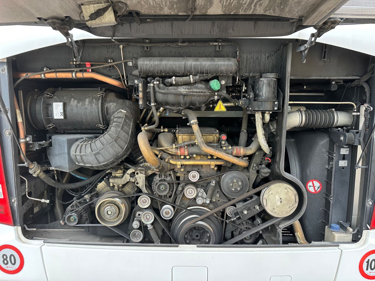 Mercedes-Benz Tourismo E 16 RHD-M/2A (wenig Km*TOP*61 Sitze) - Turistibussi: kuva Mercedes-Benz Tourismo E 16 RHD-M/2A (wenig Km*TOP*61 Sitze) - Turistibussi Mercedes-Benz Tourismo E 16 RHD-M/2A (wenig Km*TOP*61 Sitze) - Turistibussi: kuva Mercedes-Benz Tourismo E 16 RHD-M/2A (wenig Km*TOP*61 Sitze) - Turistibussi