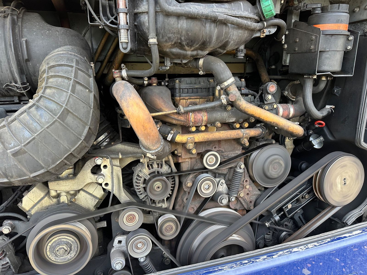 Mercedes-Benz Tourismo O350 17 RHD-L (59Sitze*DE*TOP) - Turistibussi: kuva Mercedes-Benz Tourismo O350 17 RHD-L (59Sitze*DE*TOP) - Turistibussi Mercedes-Benz Tourismo O350 17 RHD-L (59Sitze*DE*TOP) - Turistibussi: kuva Mercedes-Benz Tourismo O350 17 RHD-L (59Sitze*DE*TOP) - Turistibussi