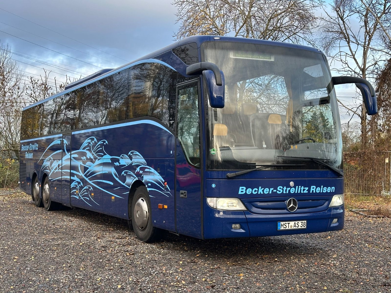 Mercedes-Benz Tourismo O350 17 RHD-L (59Sitze*DE*TOP) - Turistibussi: kuva Mercedes-Benz Tourismo O350 17 RHD-L (59Sitze*DE*TOP) - Turistibussi Mercedes-Benz Tourismo O350 17 RHD-L (59Sitze*DE*TOP) - Turistibussi: kuva Mercedes-Benz Tourismo O350 17 RHD-L (59Sitze*DE*TOP) - Turistibussi