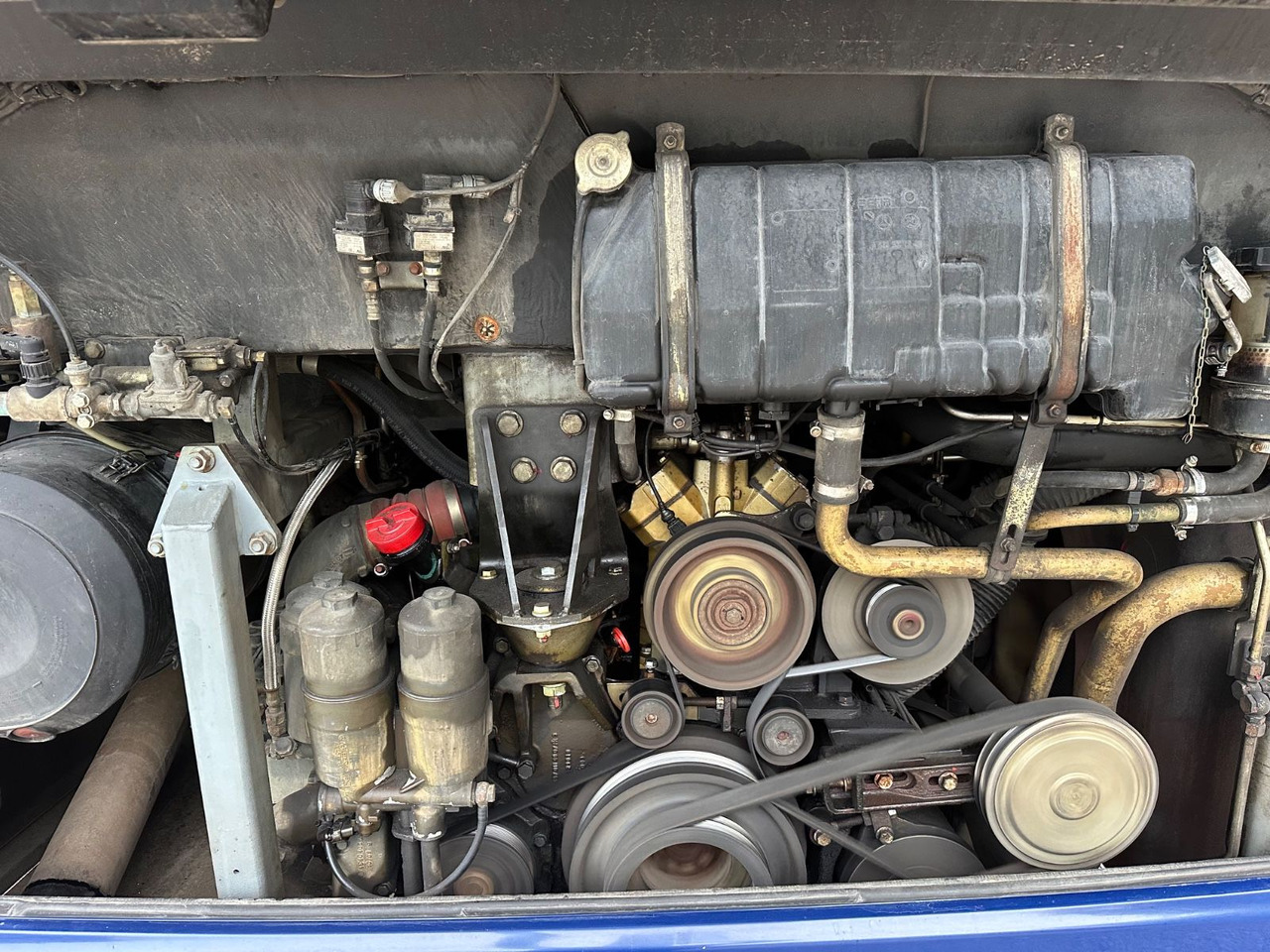 Mercedes-Benz Tourismo O350 RH (Euro 5*DE*56 Sitze) - Esikaupunkien linja: kuva Mercedes-Benz Tourismo O350 RH (Euro 5*DE*56 Sitze) - Esikaupunkien linja Mercedes-Benz Tourismo O350 RH (Euro 5*DE*56 Sitze) - Esikaupunkien linja: kuva Mercedes-Benz Tourismo O350 RH (Euro 5*DE*56 Sitze) - Esikaupunkien linja