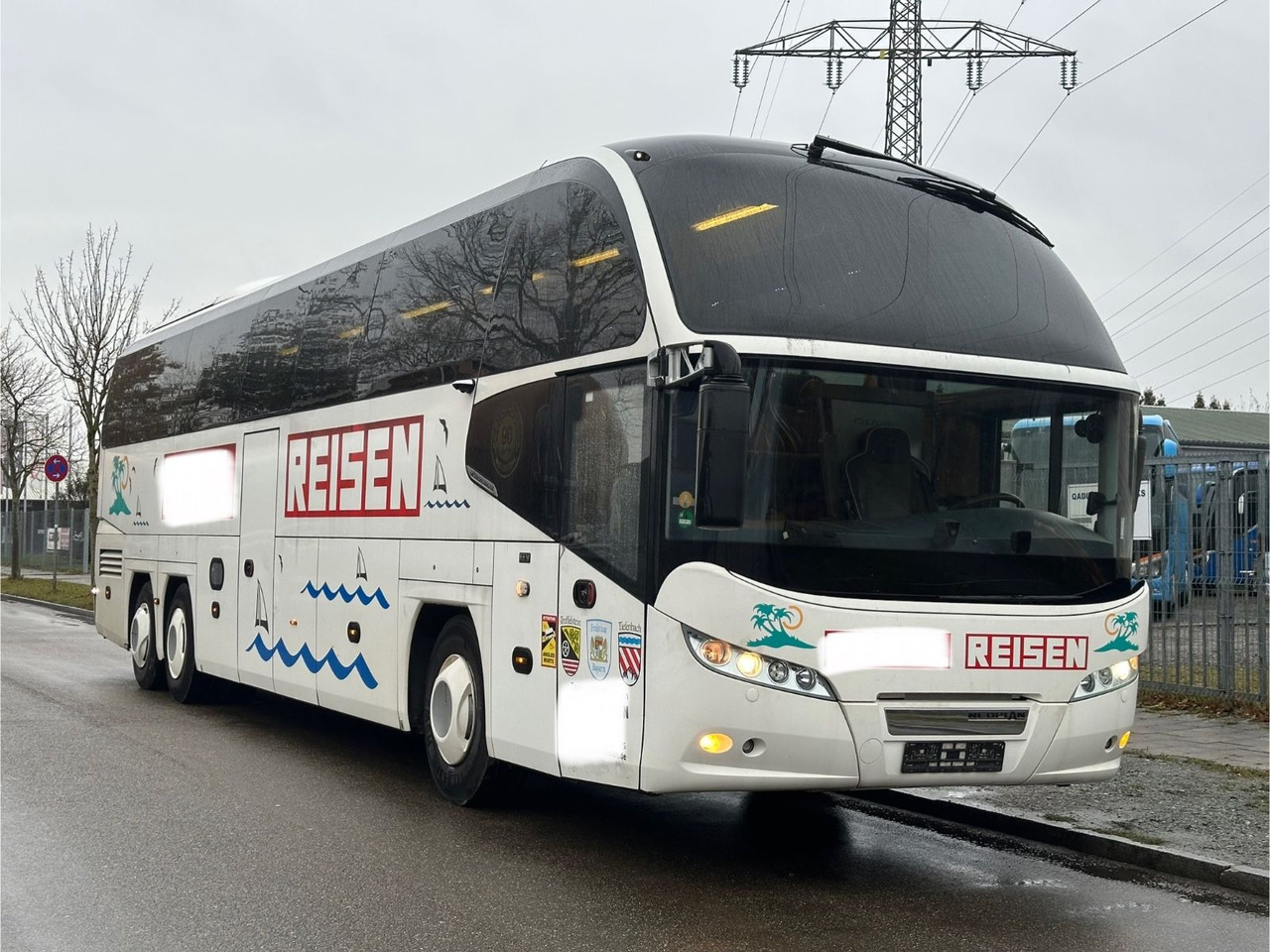Neoplan P15 Cityliner Toterwinken Assist*EEV*57Sitze - Turistibussi: kuva Neoplan P15 Cityliner Toterwinken Assist*EEV*57Sitze - Turistibussi Neoplan P15 Cityliner Toterwinken Assist*EEV*57Sitze - Turistibussi: kuva Neoplan P15 Cityliner Toterwinken Assist*EEV*57Sitze - Turistibussi