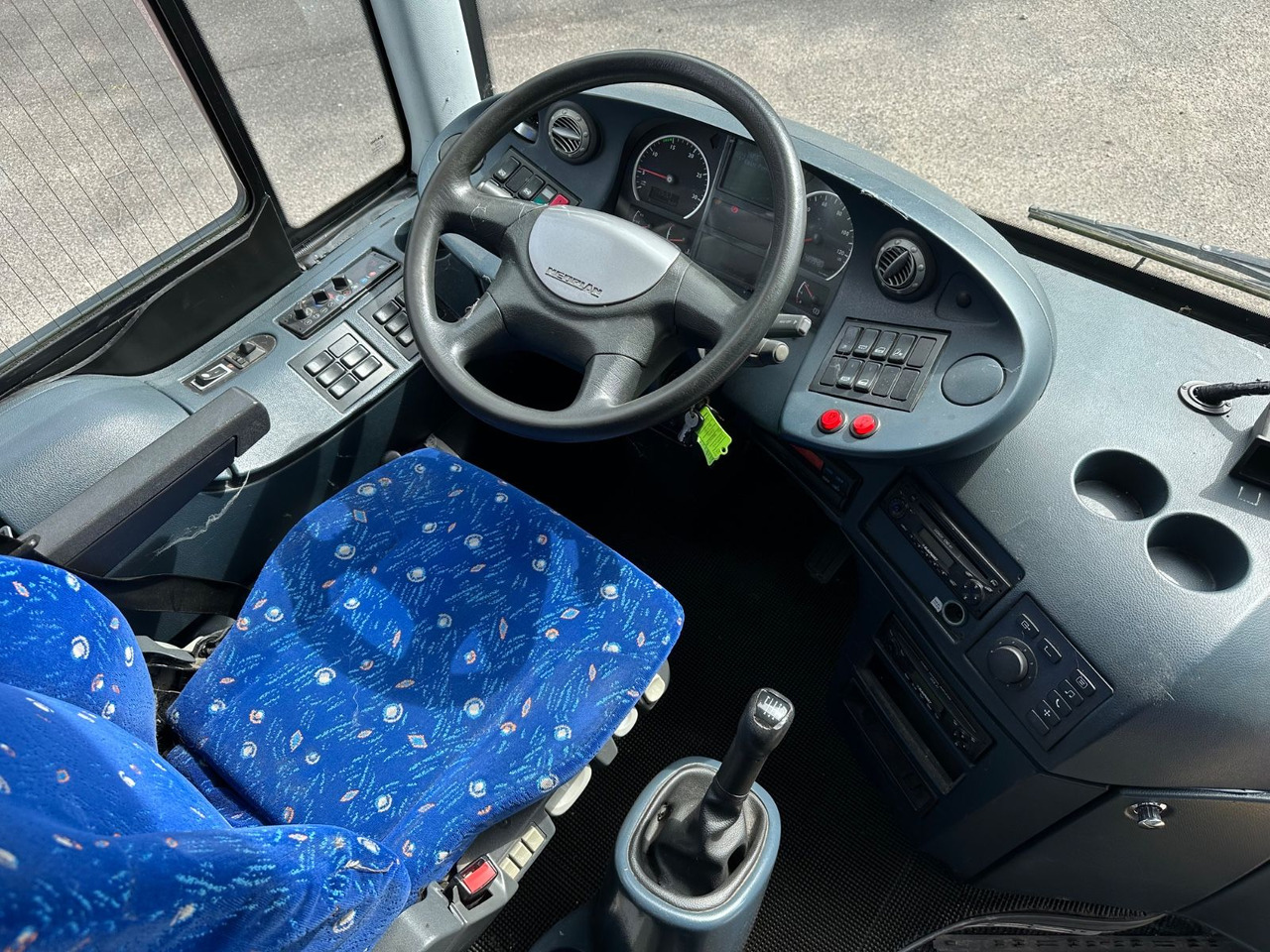 Neoplan P25 Trendliner 3516ÜC Klimaanlage*WC*57 Sitze Neoplan P25 Trendliner 3516ÜC Klimaanlage*WC*57 Sitze - Turistibussi: kuva Neoplan P25 Trendliner 3516ÜC Klimaanlage*WC*57 Sitze Neoplan P25 Trendliner 3516ÜC Klimaanlage*WC*57 Sitze - Turistibussi Neoplan P25 Trendliner 3516ÜC Klimaanlage*WC*57 Sitze Neoplan P25 Trendliner 3516ÜC Klimaanlage*WC*57 Sitze - Turistibussi: kuva Neoplan P25 Trendliner 3516ÜC Klimaanlage*WC*57 Sitze Neoplan P25 Trendliner 3516ÜC Klimaanlage*WC*57 Sitze - Turistibussi