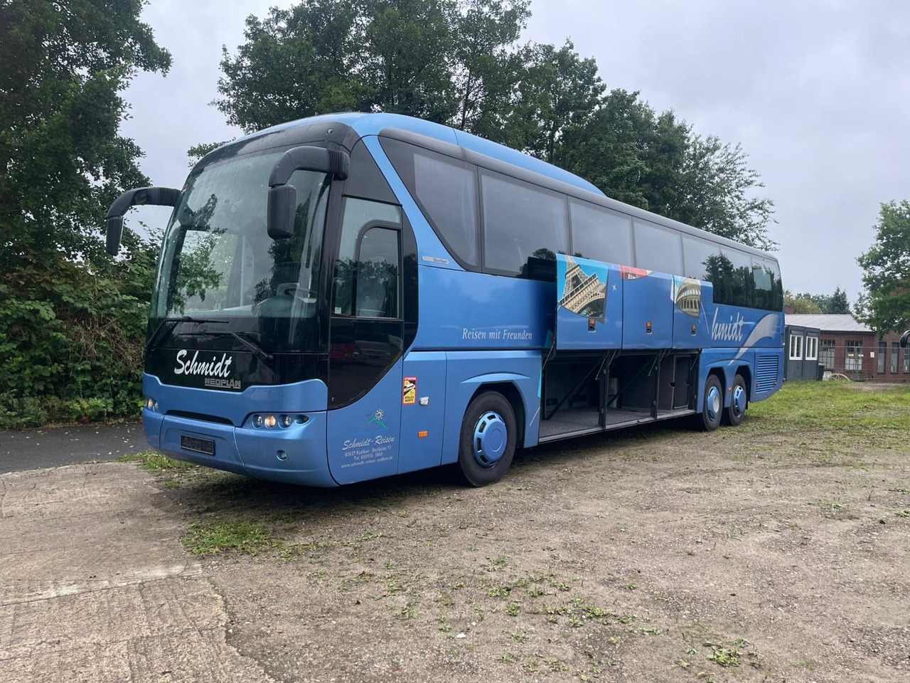 Neoplan Tourliner L P22 (59 Sitze*Schalt*TOP*DE) - Turistibussi: kuva Neoplan Tourliner L P22 (59 Sitze*Schalt*TOP*DE) - Turistibussi Neoplan Tourliner L P22 (59 Sitze*Schalt*TOP*DE) - Turistibussi: kuva Neoplan Tourliner L P22 (59 Sitze*Schalt*TOP*DE) - Turistibussi