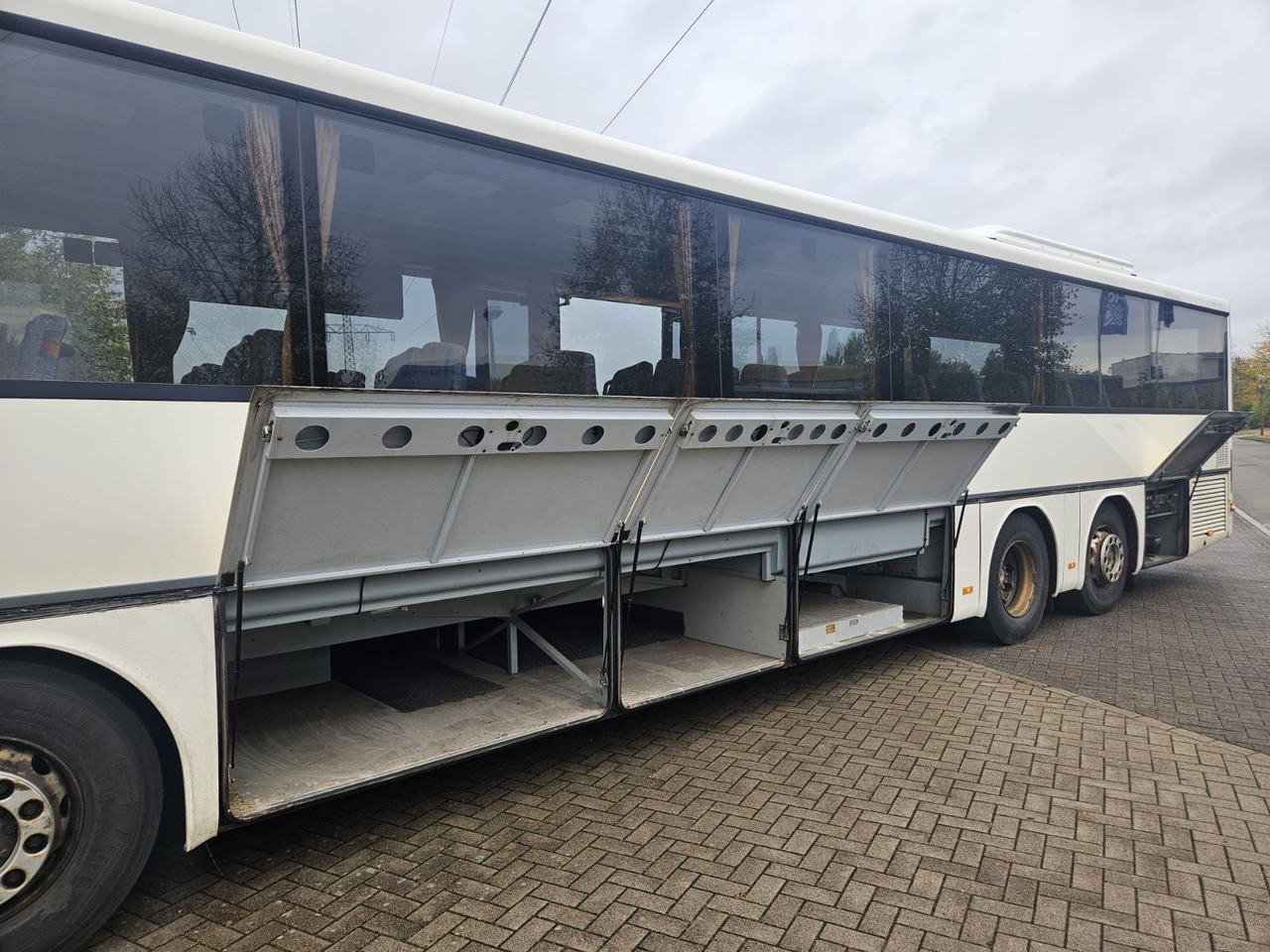 Setra S 317 UL (66 Sitze*Schalt*TOP) - Esikaupunkien linja: kuva  Setra S 317 UL (66 Sitze*Schalt*TOP) - Esikaupunkien linja Setra S 317 UL (66 Sitze*Schalt*TOP) - Esikaupunkien linja: kuva  Setra S 317 UL (66 Sitze*Schalt*TOP) - Esikaupunkien linja