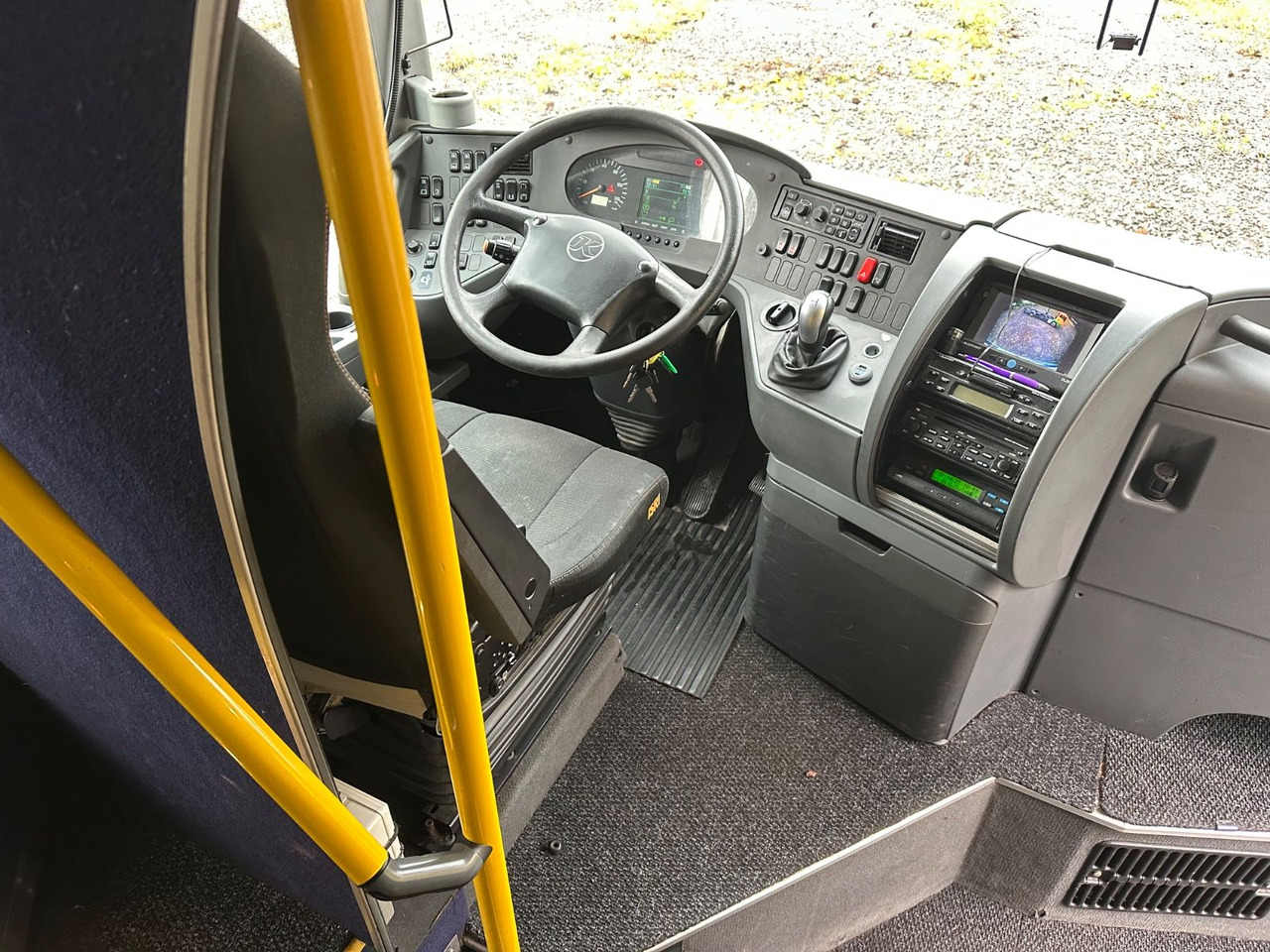 Setra S 431 DT (80 Sitze*TOP*Euro 4) - Kaksikerroksinen linja: kuva Setra S 431 DT (80 Sitze*TOP*Euro 4) - Kaksikerroksinen linja Setra S 431 DT (80 Sitze*TOP*Euro 4) - Kaksikerroksinen linja: kuva Setra S 431 DT (80 Sitze*TOP*Euro 4) - Kaksikerroksinen linja