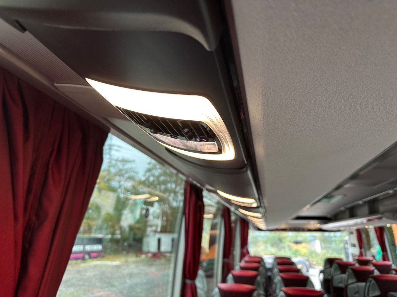 Turistibussi Setra S 511 HD (Küche*WC*DE-Bus*38 Sitze): kuva Turistibussi Setra S 511 HD (Küche*WC*DE-Bus*38 Sitze)