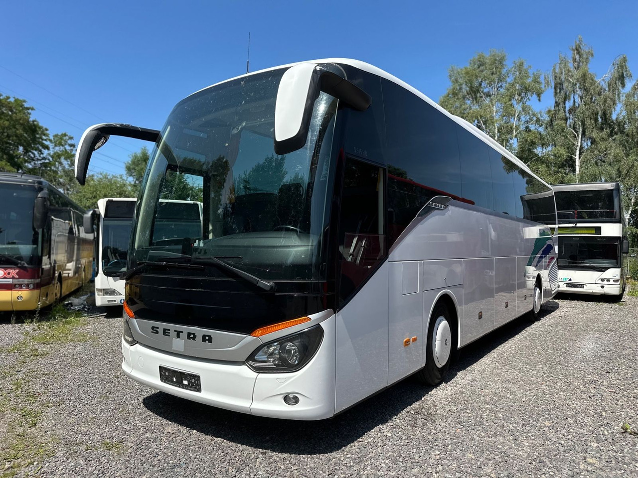 Setra S 515 HD (TOP*DE*Schalt) - Turistibussi: kuva Setra S 515 HD (TOP*DE*Schalt) - Turistibussi Setra S 515 HD (TOP*DE*Schalt) - Turistibussi: kuva Setra S 515 HD (TOP*DE*Schalt) - Turistibussi