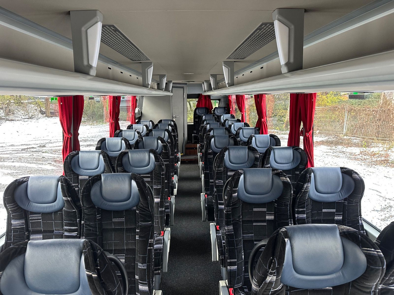 Temsa MD9 (236 t.Km*34 Sitze) - Minibussi, Pikkubussi: kuva Temsa MD9 (236 t.Km*34 Sitze) - Minibussi, Pikkubussi Temsa MD9 (236 t.Km*34 Sitze) - Minibussi, Pikkubussi: kuva Temsa MD9 (236 t.Km*34 Sitze) - Minibussi, Pikkubussi